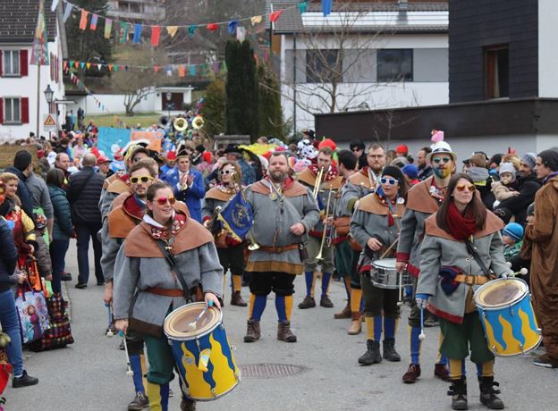 Funkenzunft Rungelin: Rungeliner Maskenlauf